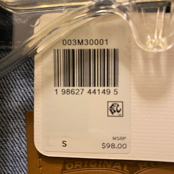 Levi's Premium Denim with Tan Leather Patch - Picture 4 of 4